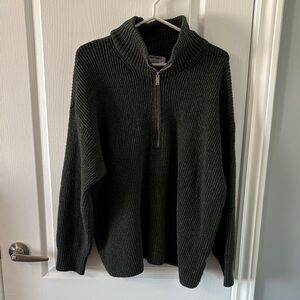 Old Navy Women’s Green Zip-Up Sweater